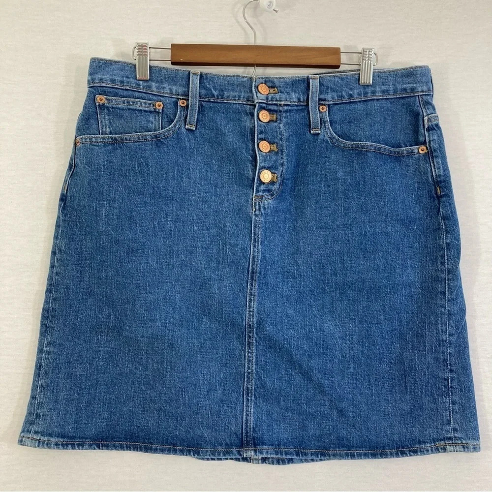 J. Crew Button‎ Fly Denim Skirt Size 31